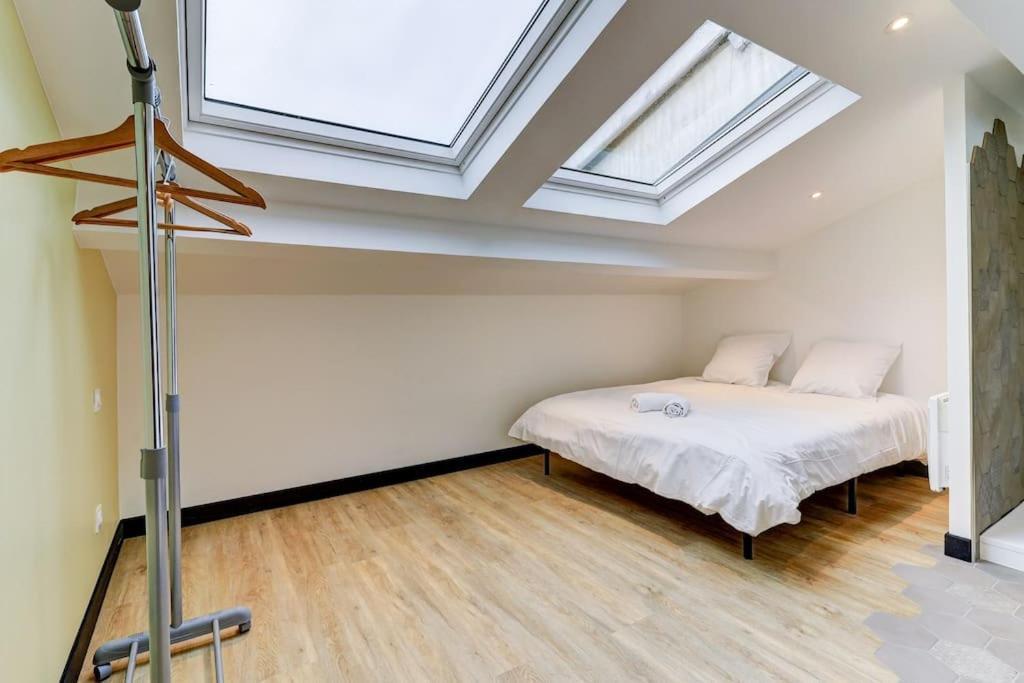 La Cambuse Topdestination-Bourg - Centre Ville - Classe 3 Etoiles 外观 照片